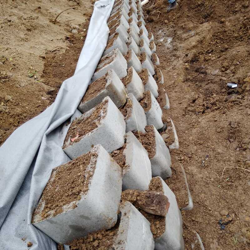 Retaining wall building